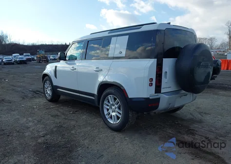 2023 Land Rover Defender 110 S z USA, uszkodzony, nr VIN SALEJ7EX2P2142455